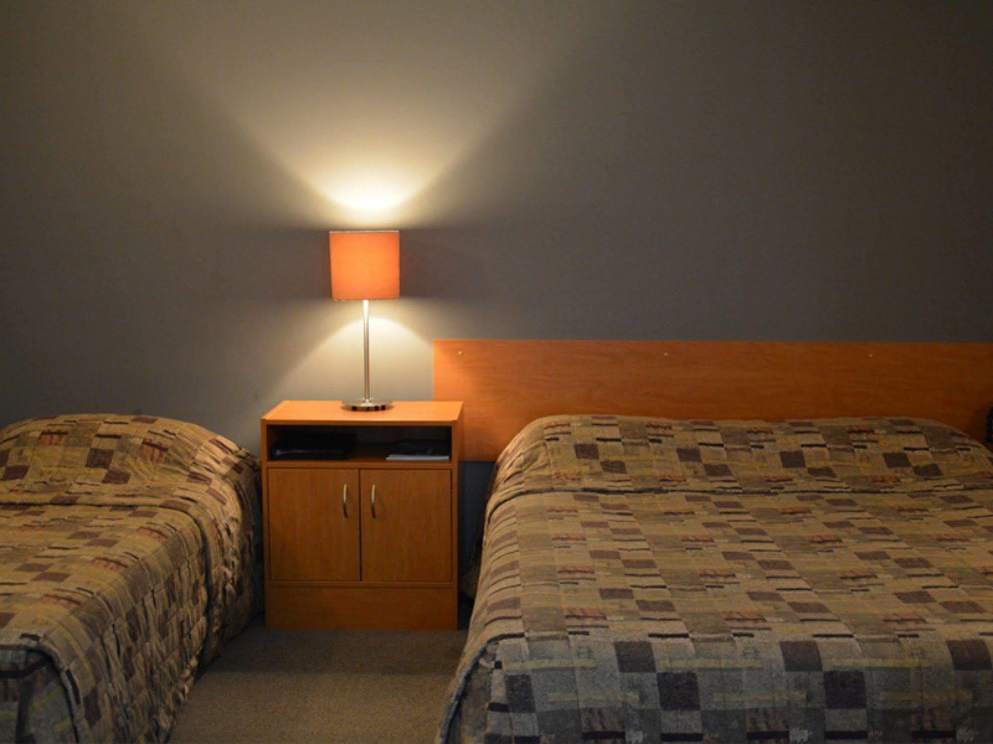 Kiwi Studios Motel Palmerston North Exteriér fotografie